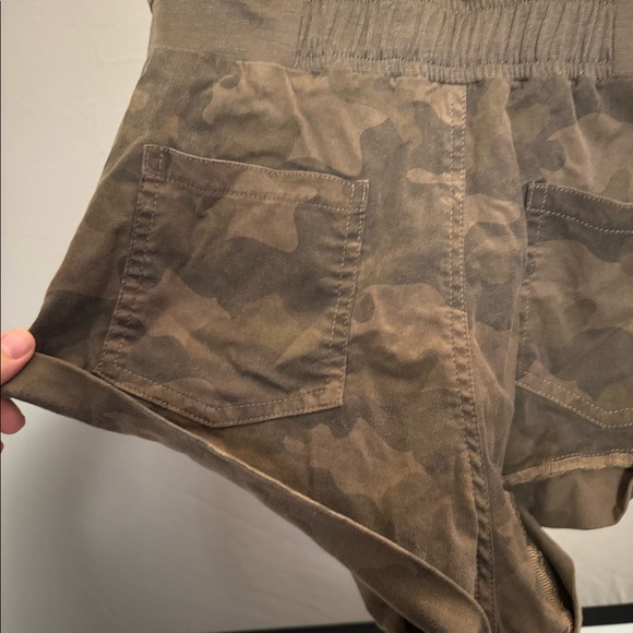 Army Pattern Jumpsuit - Picture 4 of 8